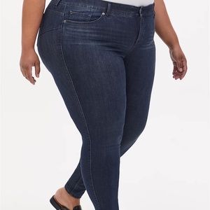 Torrid Plus Size Tall Bombshell Skinny Jeans Dark Wash